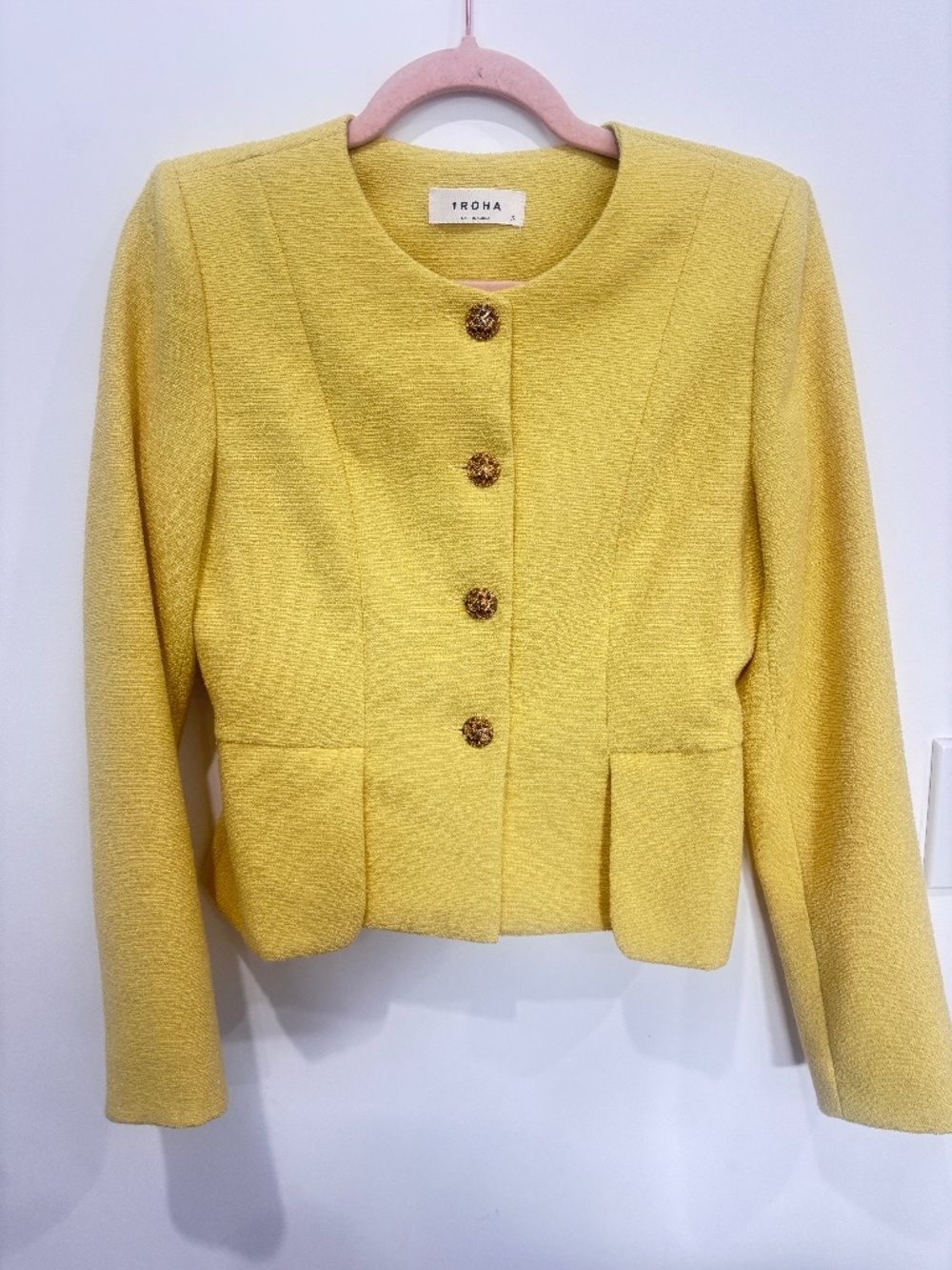 1ROHA Yellow Tweed Peplum Jacket Gold Buttons Round Neck Women’s Small